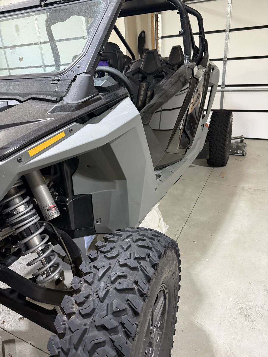 Rzr turbo R4 - 6 Seats!