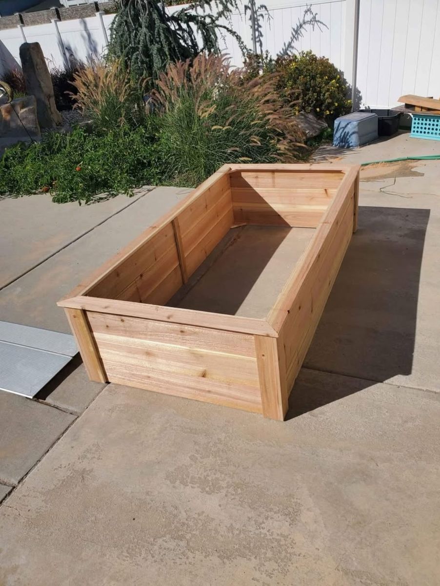 6'x3'x18" raised garden bed