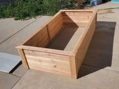6'x3'x18" raised garden bed