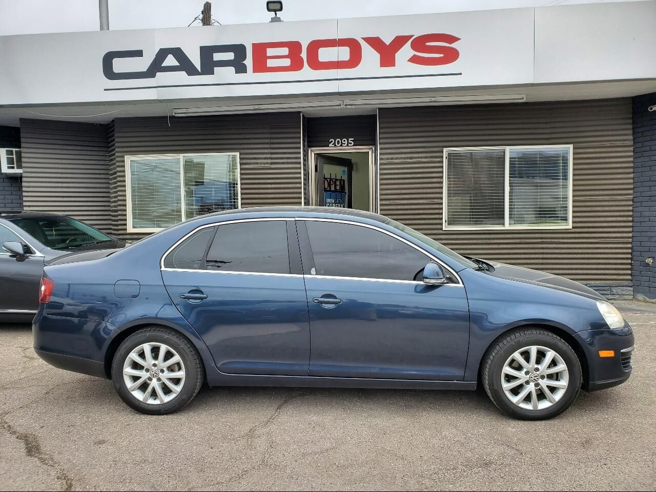 2010 VOLKSWAGEN JETTA