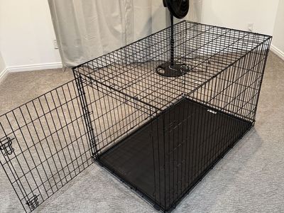 Large Dog Kennel / Crate