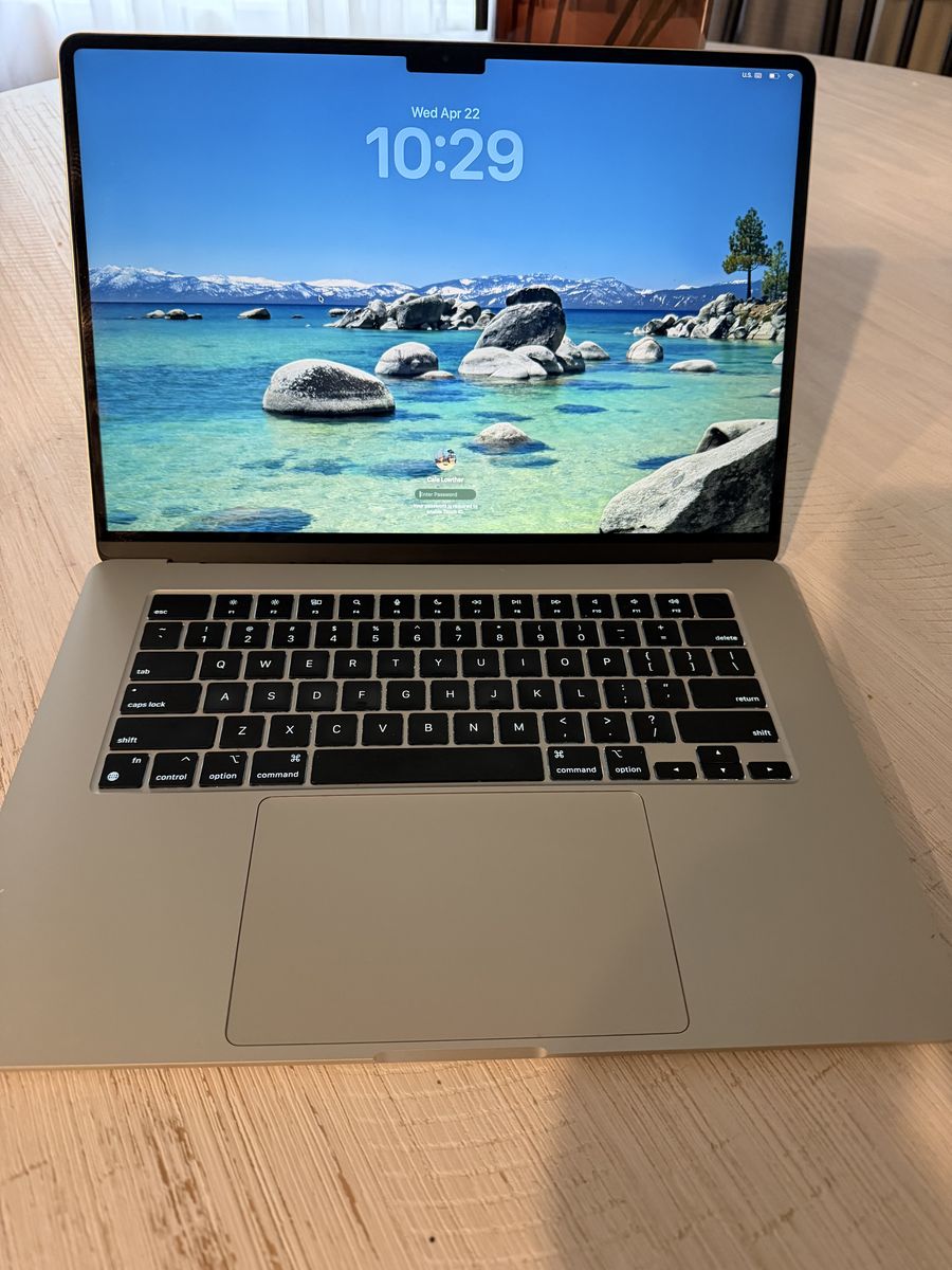 2023 MacBook Air 15” M2 – 512GB SSD – Excellent Condition