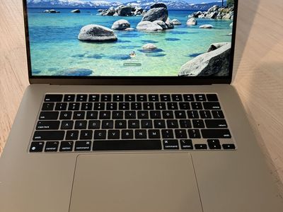 2023 MacBook Air 15” M2 – 512GB SSD – Excellent Condition