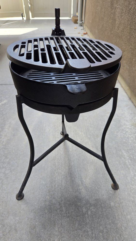 Cast Iron Lodge Outpost Grill with Stand Discontinued and Hard to Find