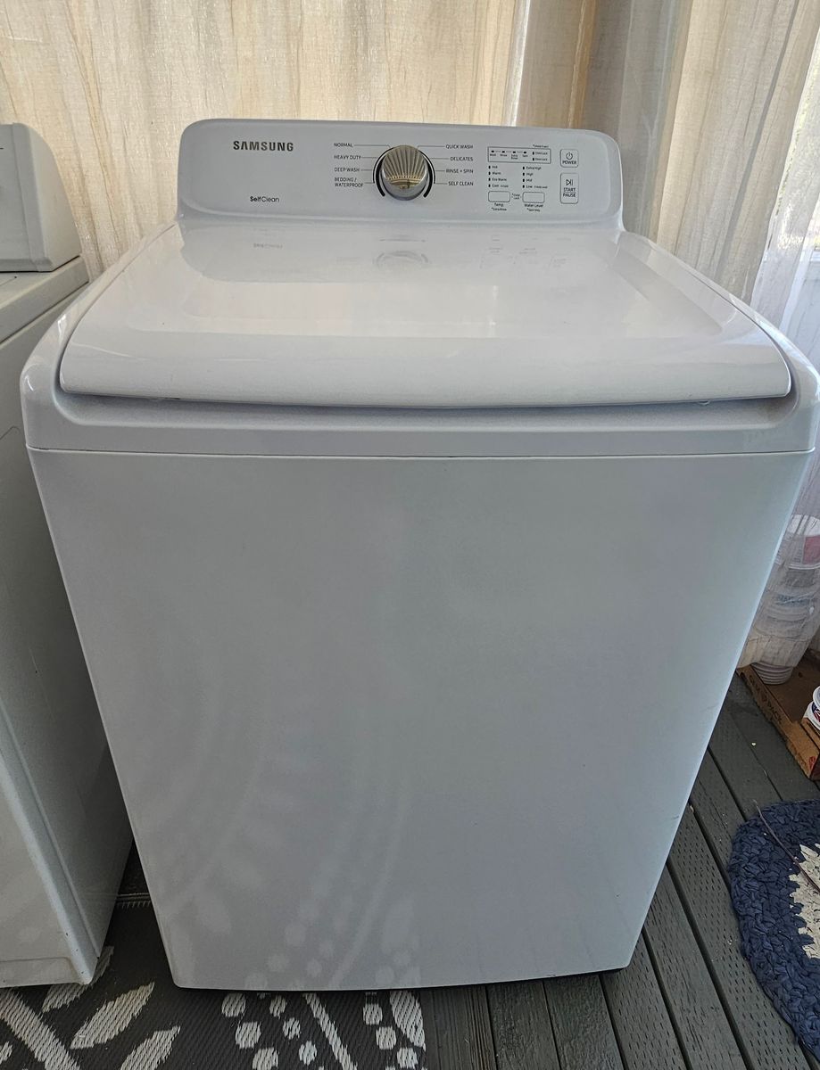 Washer (Samsung) Dryer (Whirlpool) $150.00 for the pair