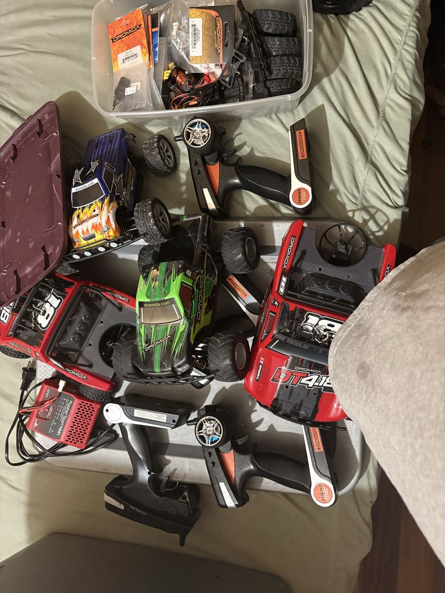 Dromida 1/18 trucks