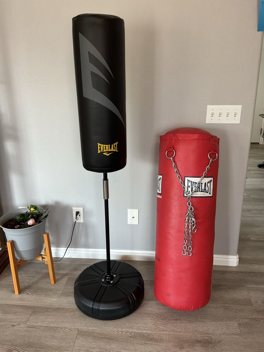 Everlast Freestanding Reflex Heavy Bag & Red Hanging Heavy Punching Bag