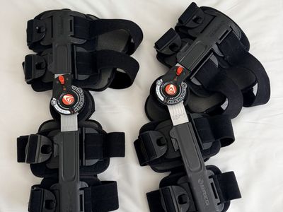 Breg T Scope Post-Op Knee Brace Pair Adjustable ROM Control