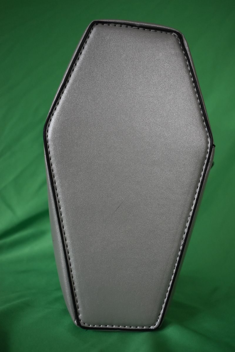 Main image 3