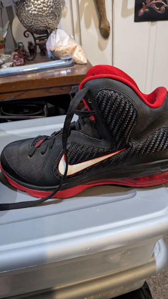 Nike LeBron James 9 Miami Heat Basketball Shoes Black/Red