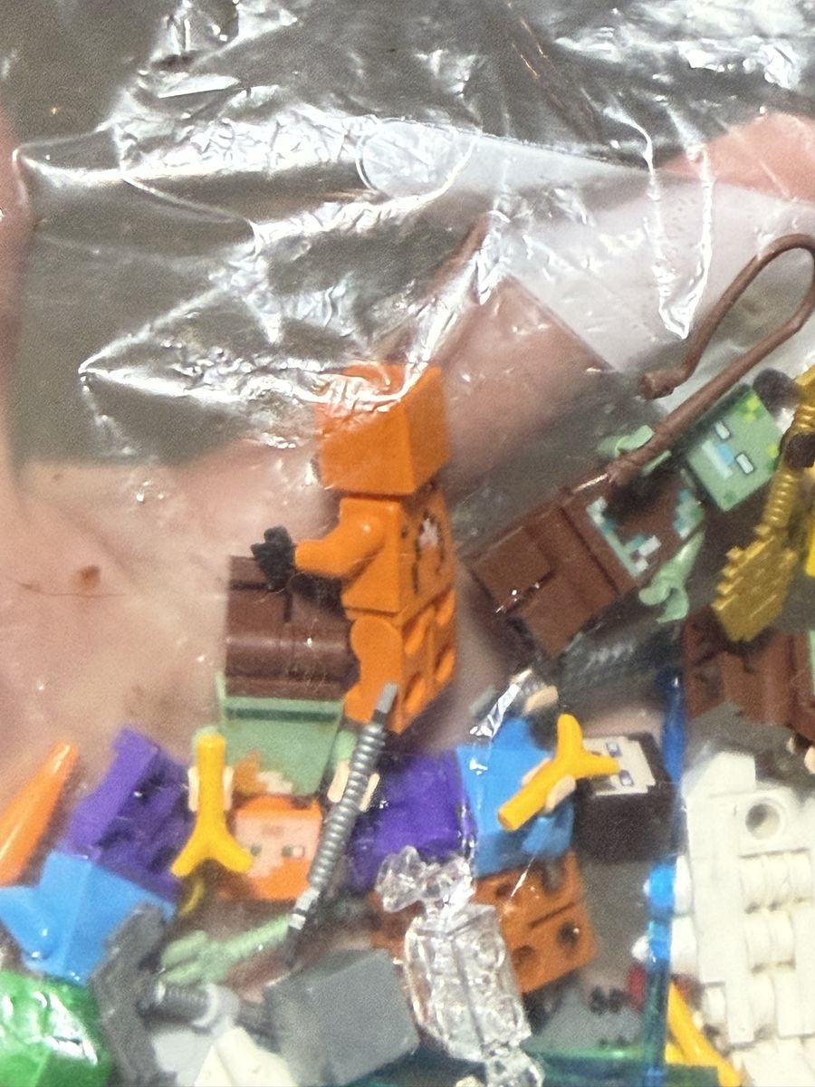 Main image 3