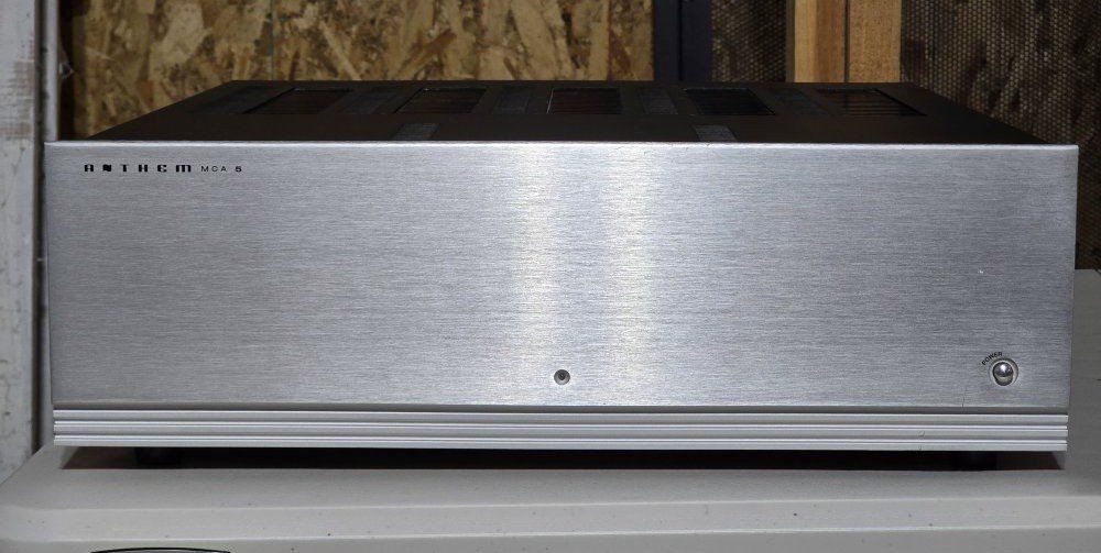 Anthem MCA 5 Series II Five-Channel Power Amplifier – Silver – Excellent Condition