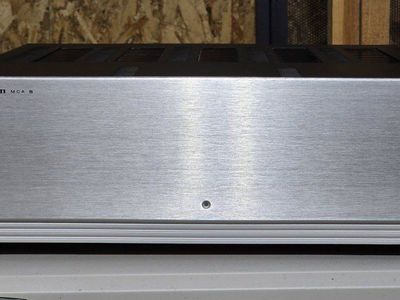 Anthem MCA 5 Series II Five-Channel Power Amplifier – Silver – Excellent Condition