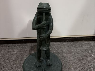 Darling Vintage Cast Iron Frog W/ Horn