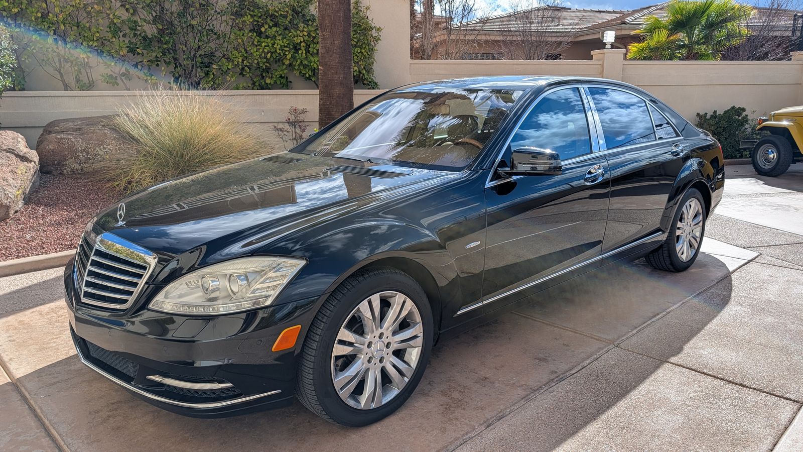 2010 Mercedes-Benz S-Class S 400 Hybrid