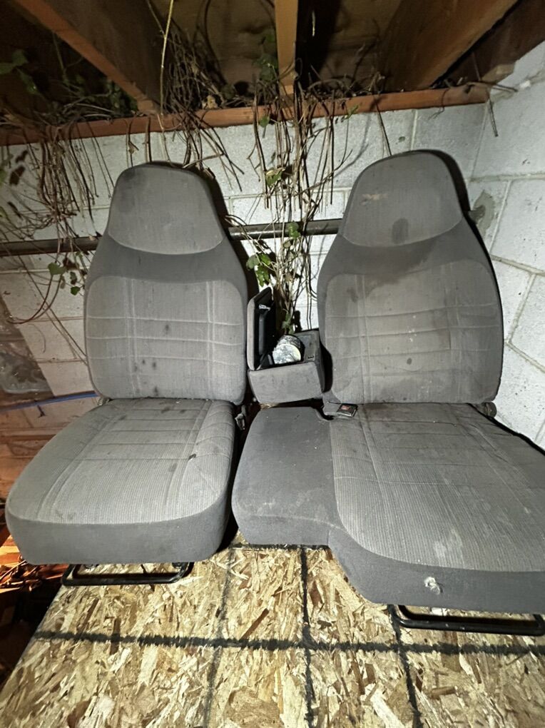 Ford Ranger Seats Includes Jumper