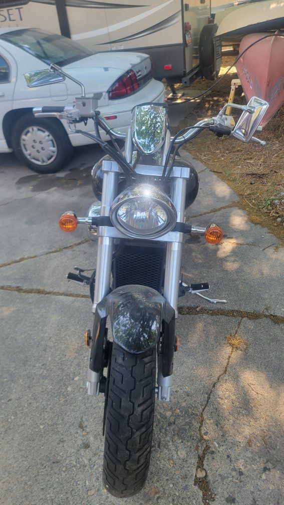 2006 for $3000 OBO - Suzuki Boulevard M50 Motorcycle - 10,577 Miles