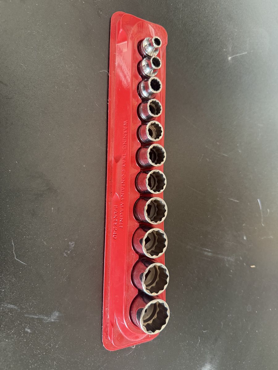 SNAP-ON SOCKET SET + RATCHET (COMBINED)