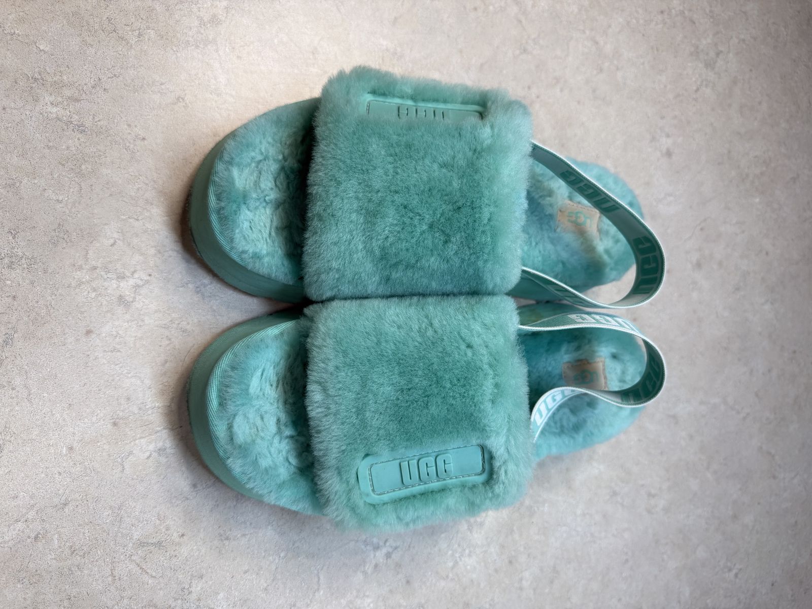 UGG Fluff Disco Slide Mint Green Teal Tide Pool Platform Sandals Cozy Lounge Size 9