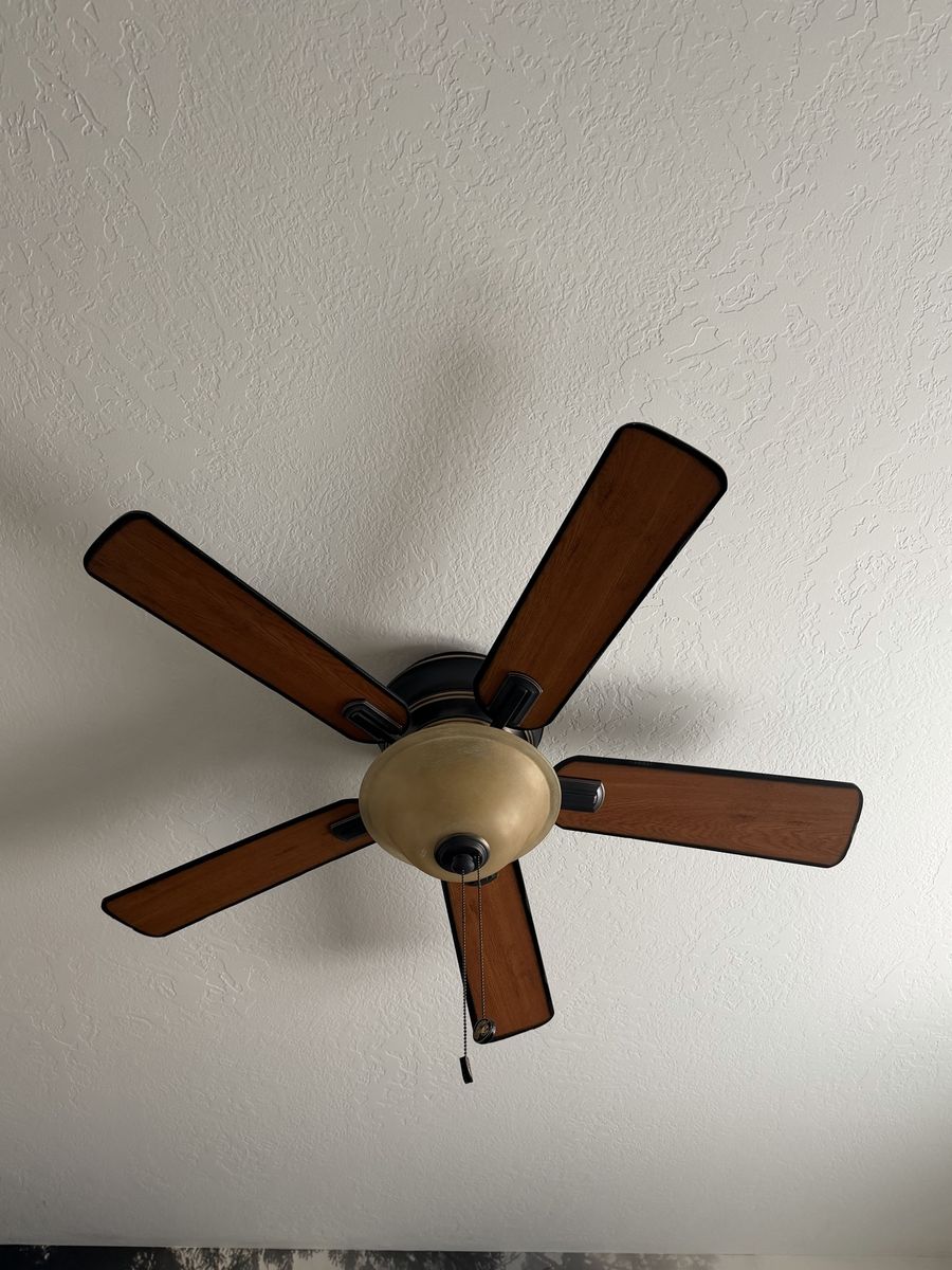 Main image 3