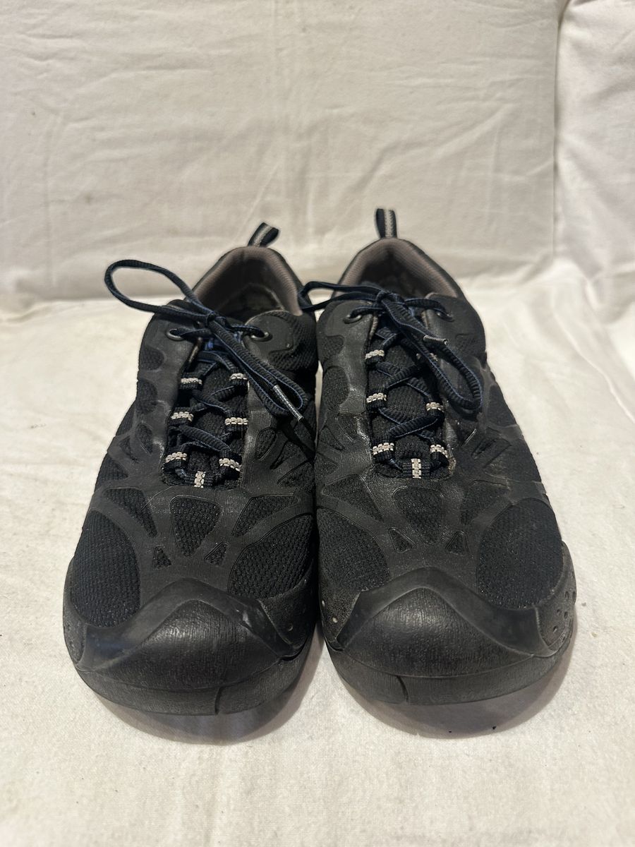 Keen Mens Size 11 Black Textile Wtrprf Hiking Shoe