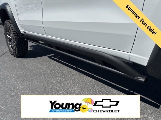 Main image 11