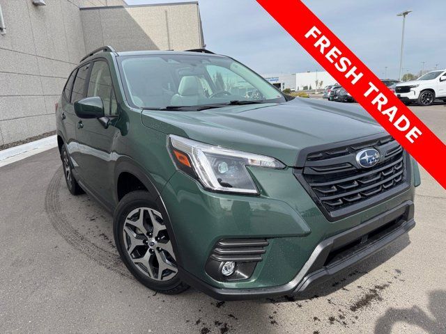 2024 Subaru Forester Premium