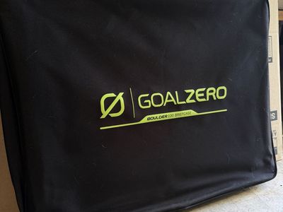 Goal Zero Boulder 100 Briefcase Solar Panel