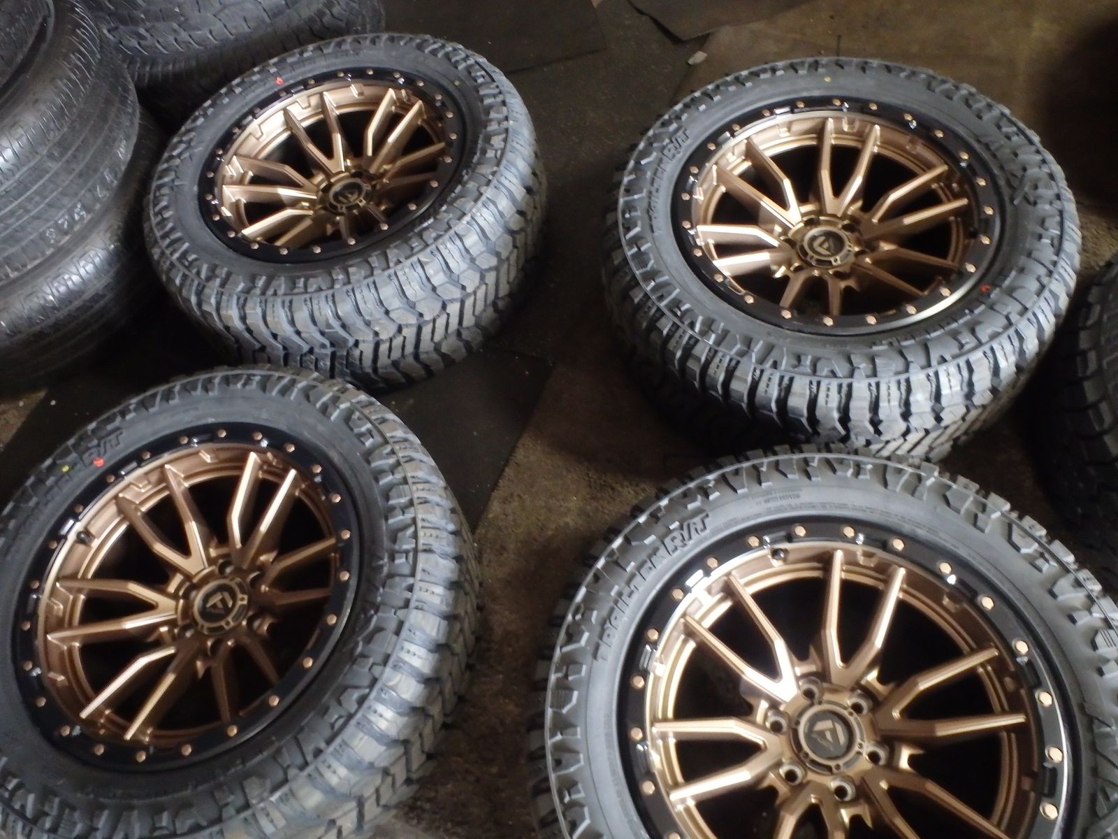 SET OF NEW WHEELS & TIRES 20'' INCH FUEL MATTE BRONZE 6X135 AND TIRES 33X12.50R20