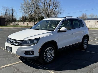 2012 VOLKSWAGEN TIGUAN SE