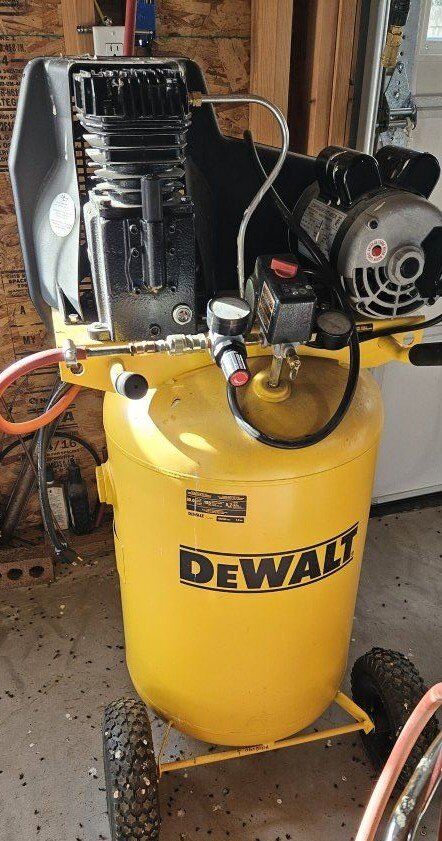 30 Gal DeWalt Air Compressor