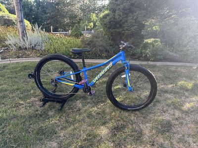 Specialized 24” kids mountain bike with fat tires
