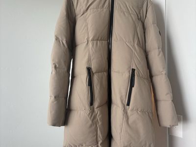 Women’s Large Calvin Klein winter jacket