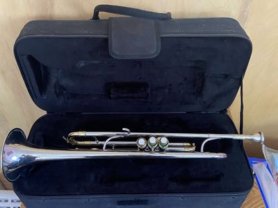 King Tempo Trumpet W/Mouthpiece & Awesome Case! $175.00 or Best Offer