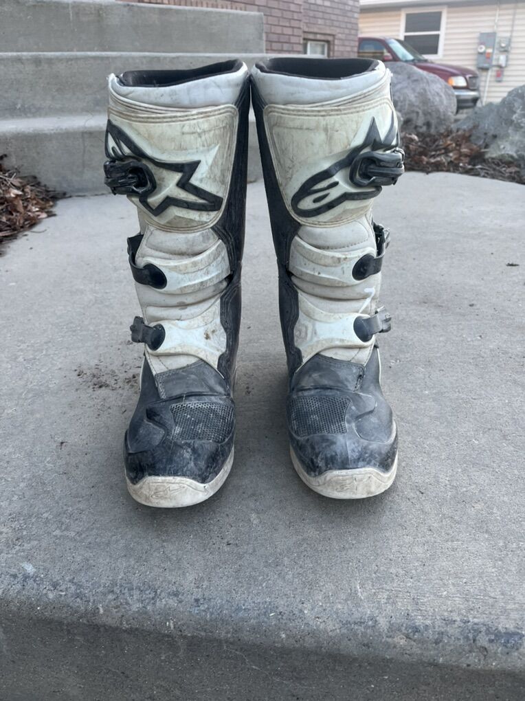 Apline Star Size 7 Boots