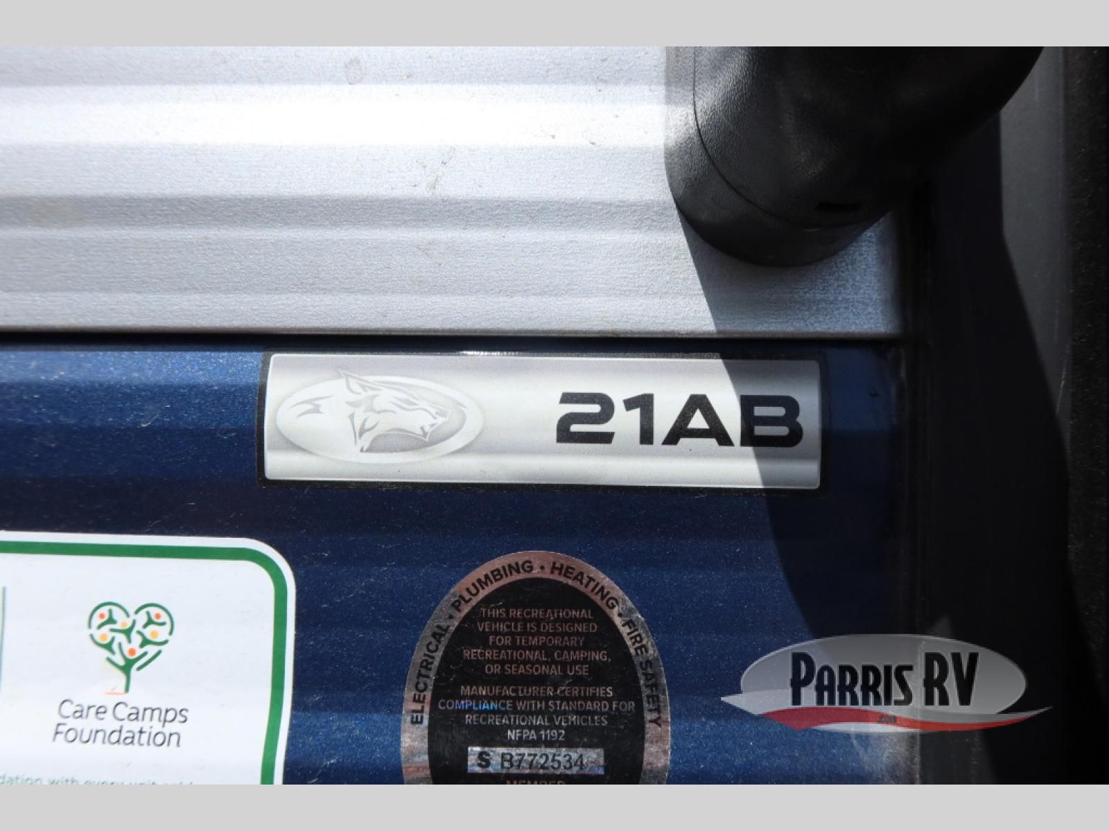 Main image 6
