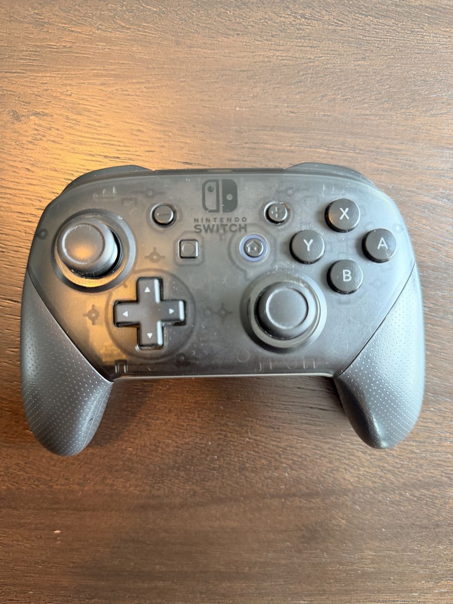 Nintendo Switch Pro Controller