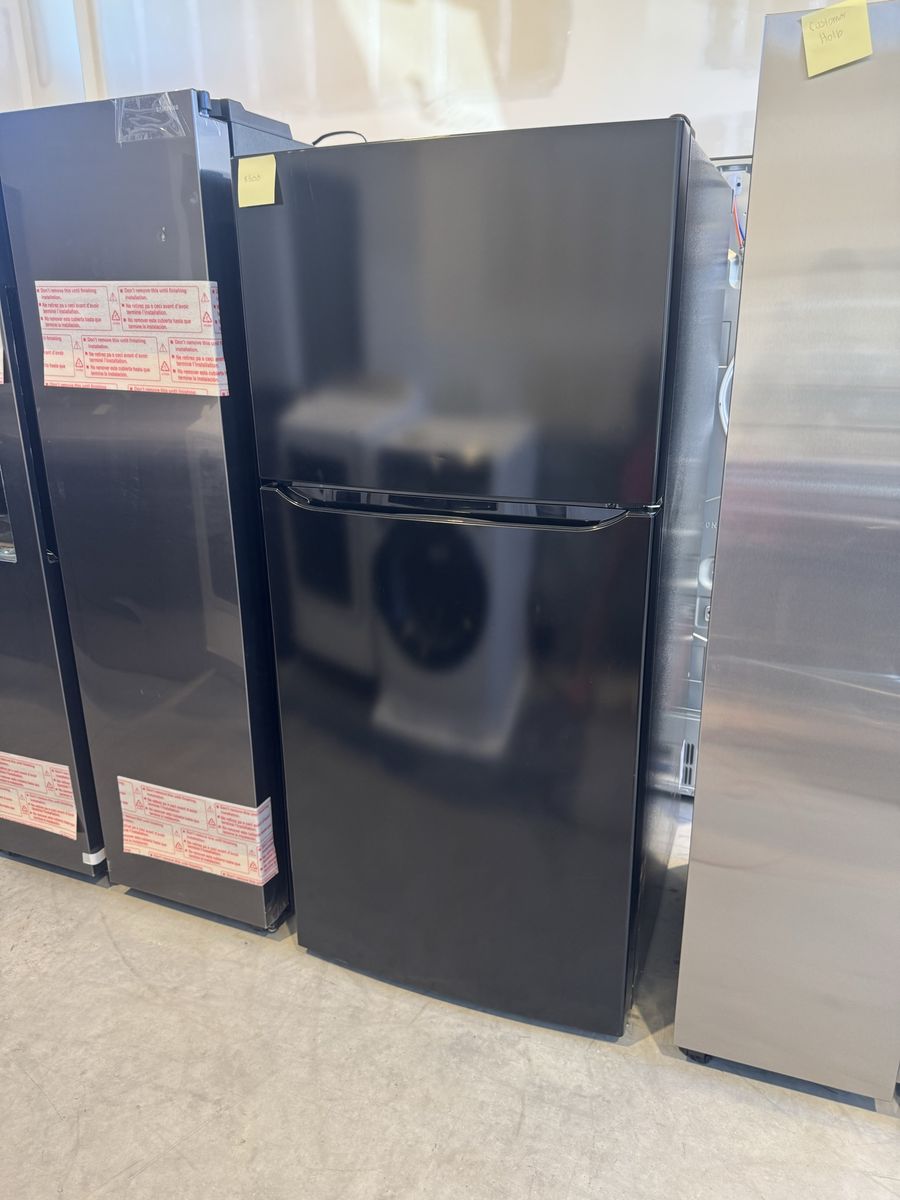 New LG Top Freezer 20 Cuft Refrigerator