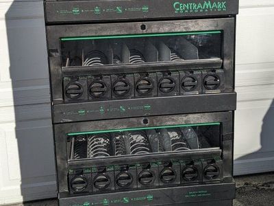 CentraMark Smart Snack Vending Machine, Used