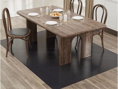 5' x 7' Black Floor Protector Mat – New