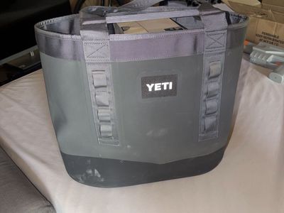 YETI Camino Carryall Tote Bag - Charcoal Gray