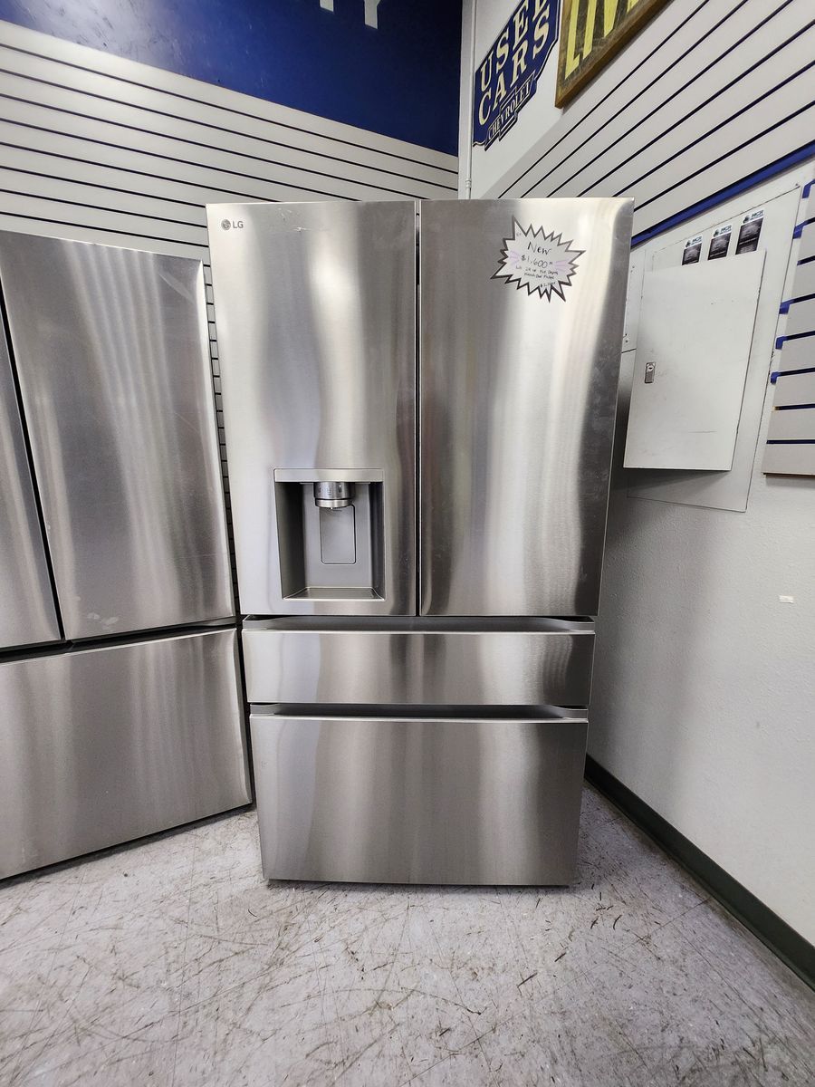 LG Stainless Steel French Door Refrigerator with Ice and Water Dispenser - Brand New