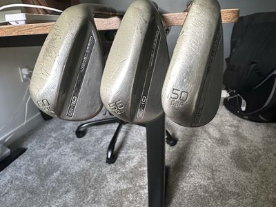 Titleist Vokey Design SM10 Wedge Set (50°, 56°, 60°) - Golf Pride Grips
