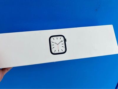 Brand new Apple Watch Series 7, 45MM - GPS