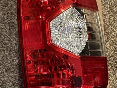 Tail Light Assembly R Side 14-21 Toyota Tundra