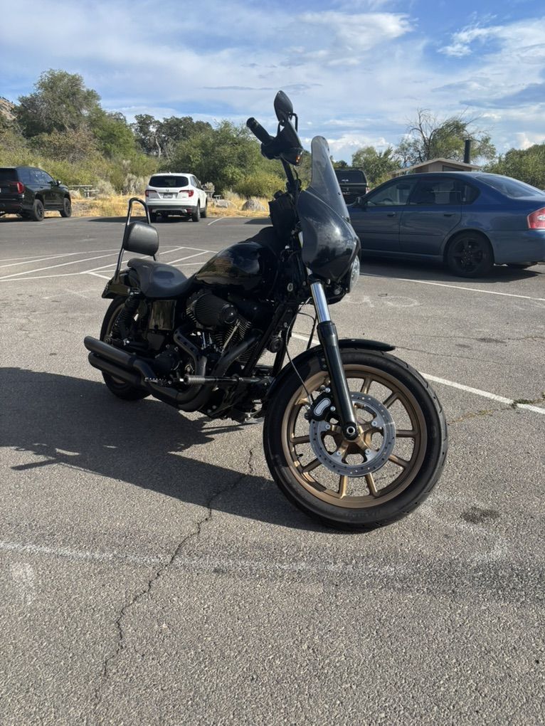 Harley Davidson Dyna Low Riders FXDLS