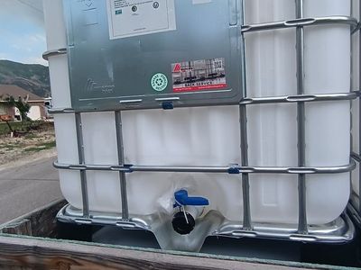 Food Grade IBC Totes, 1000 liter /260 gallon