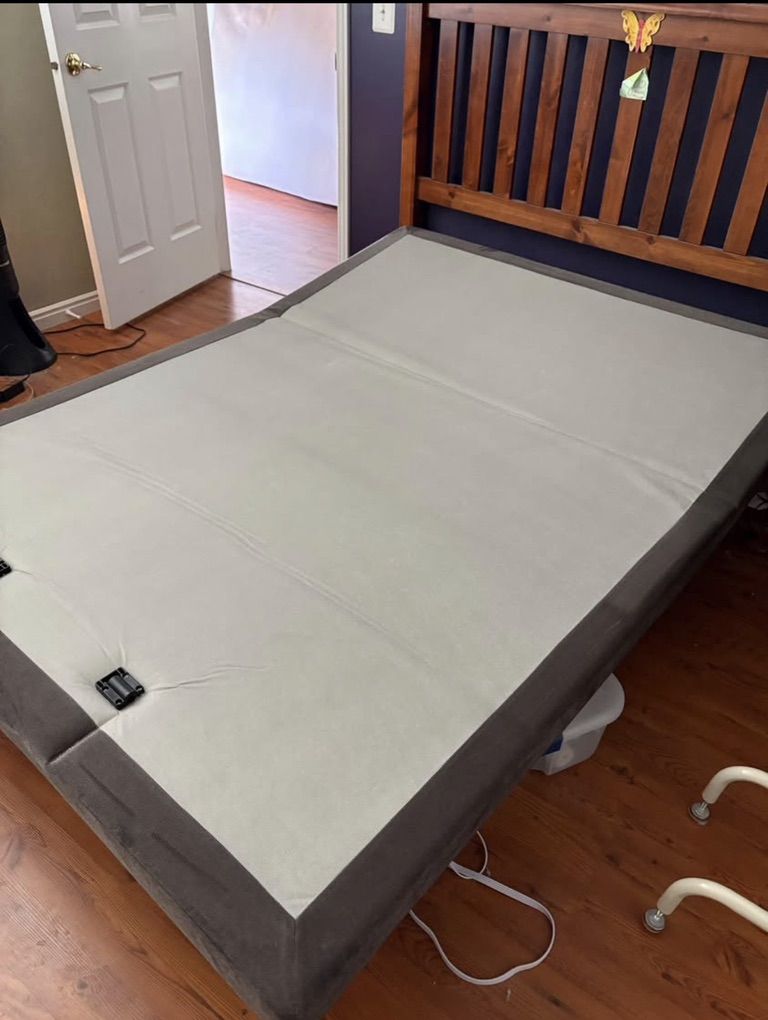 Adjustable Queen Size Bed