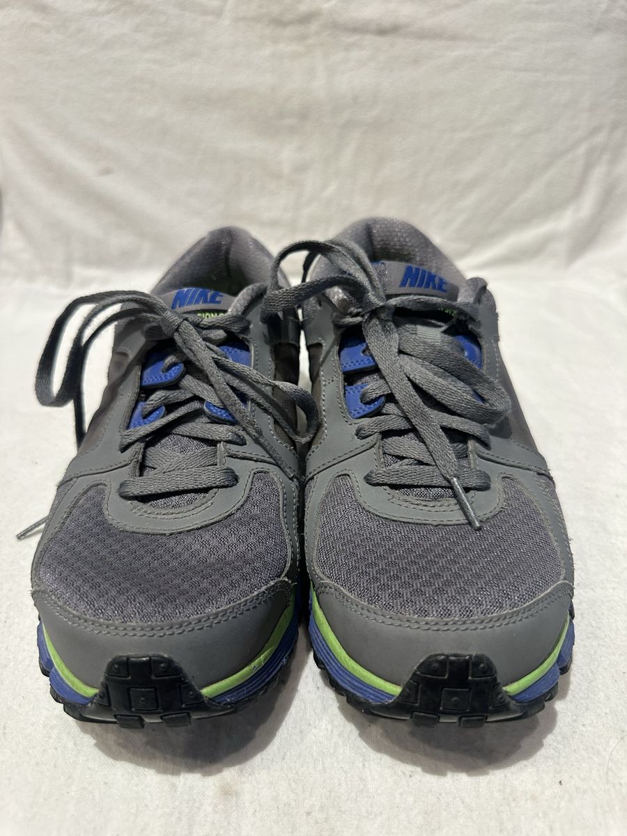Nike dual fusion ST2 men’s size 7.5 gray athletic shoes