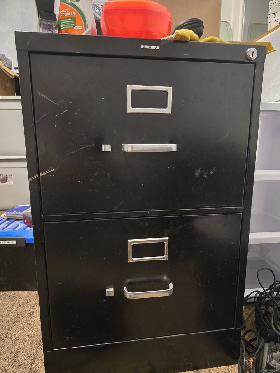 Hon Filing cabinet